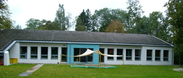 Grossansicht in neuem Fenster: Kindergarten St. Wolfsindis - Hinteransicht