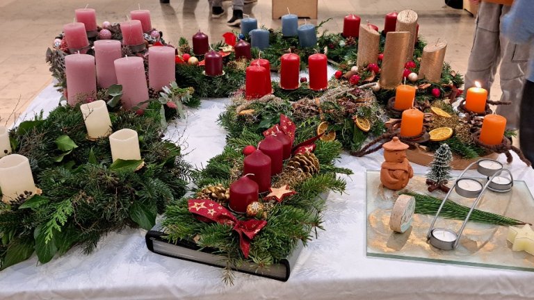 MS_2024_Adventskranzsegnung 01