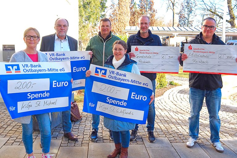 Spendenuebergabe_AK